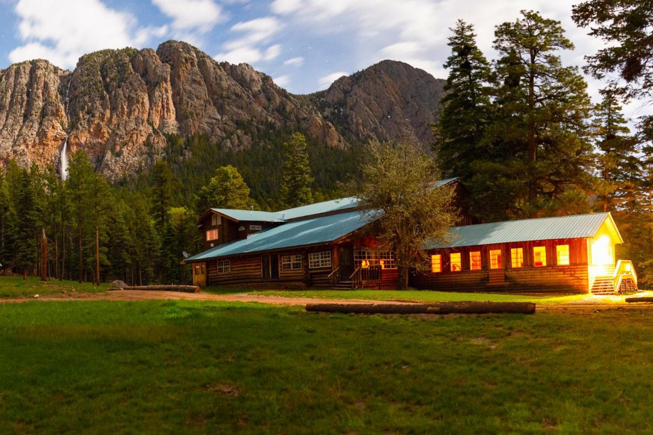 Corkins Lodge Chama المظهر الخارجي الصورة