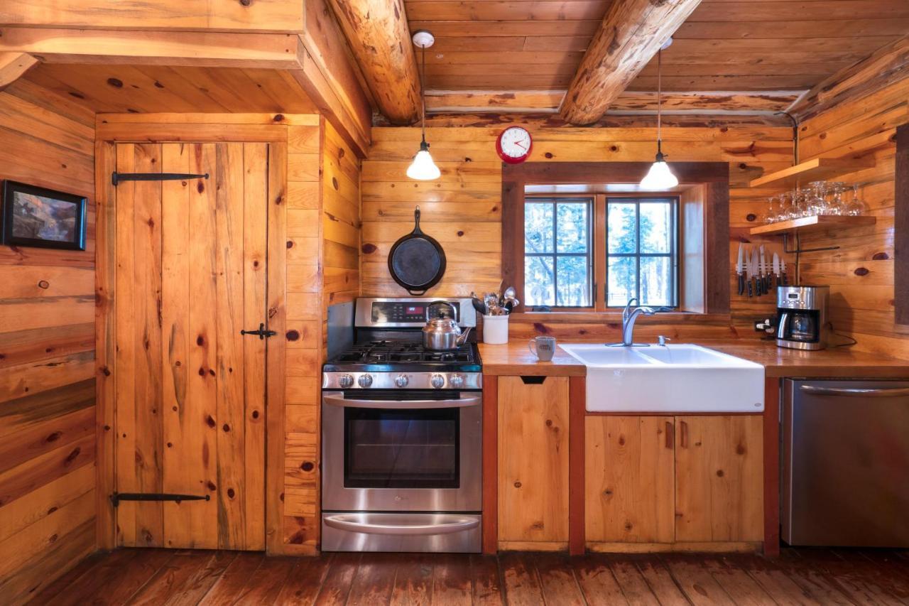 Corkins Lodge Chama المظهر الخارجي الصورة
