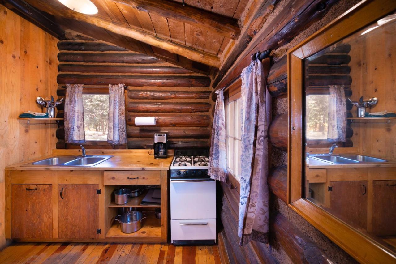 Corkins Lodge Chama المظهر الخارجي الصورة