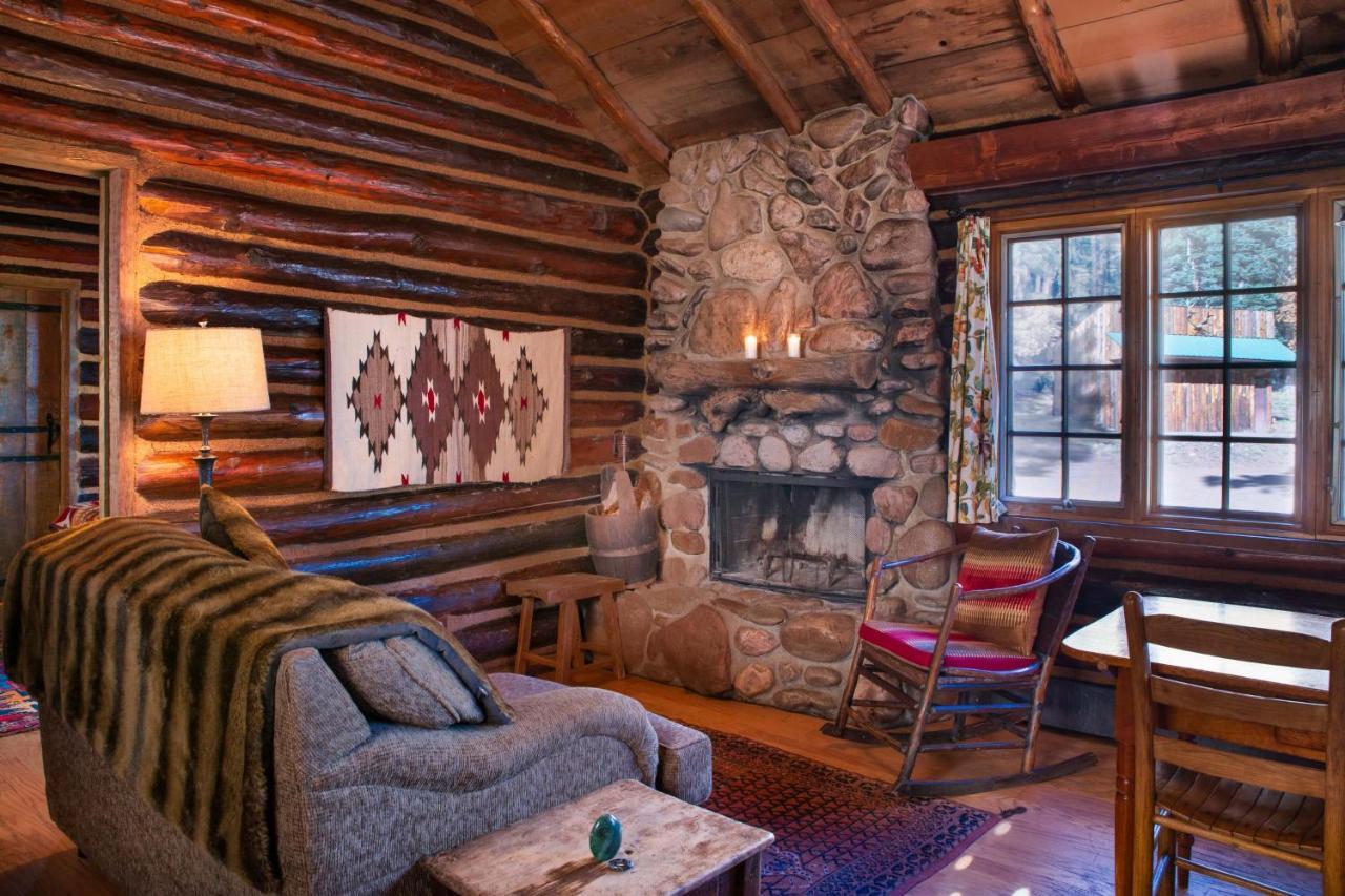 Corkins Lodge Chama المظهر الخارجي الصورة
