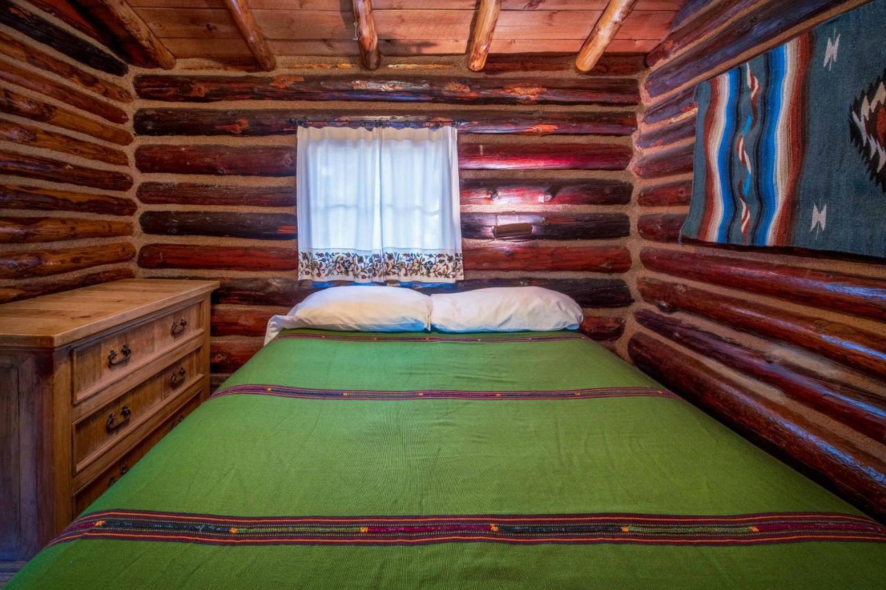 Corkins Lodge Chama المظهر الخارجي الصورة